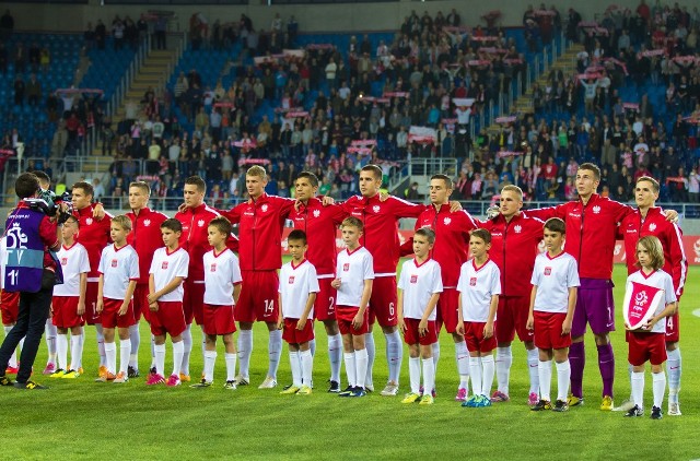 Reprezentacja U-17 przegrała z Hiszpanią, ale i tak awansowała i gra dalej