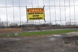 Stadion na Skałce po częściowej rozbiórce. Nie ma już ani jednego krzesełka ZDJĘCIA