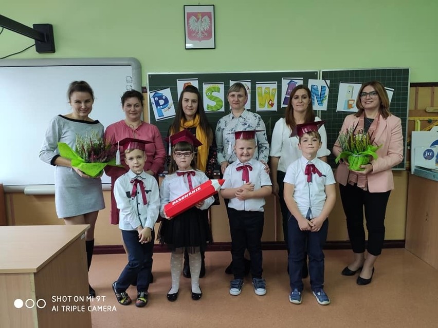 Pasowanie odbyło się 14 października, w Dniu Edukacji...