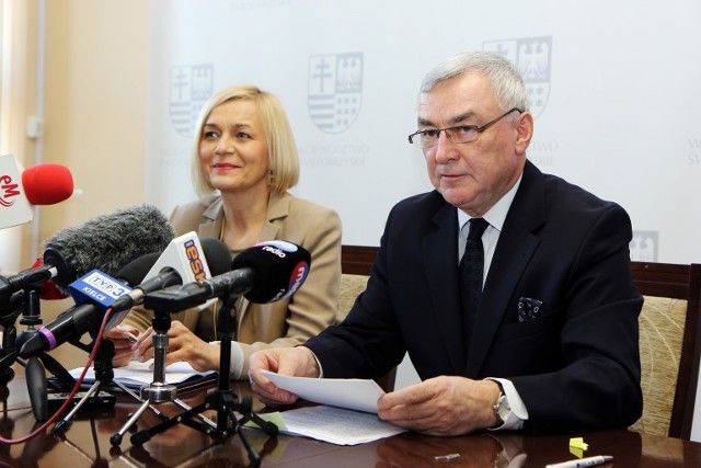 Na zdjęciu wicemarszałek Renata Janik i marszałek Andrzej Bętkowski.