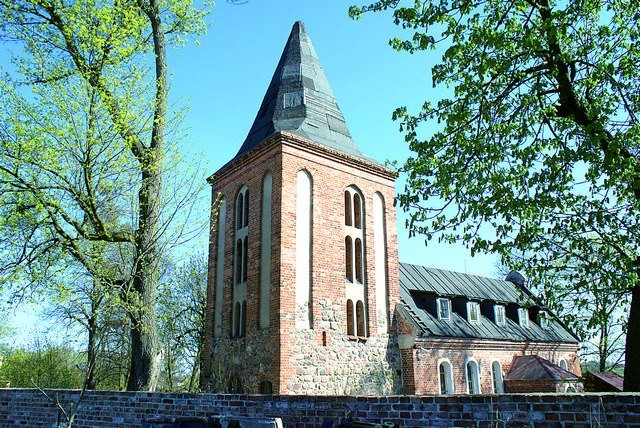 Gotycki kościół pw. św. Barbary w Grębocinie to dziś Muzeum...