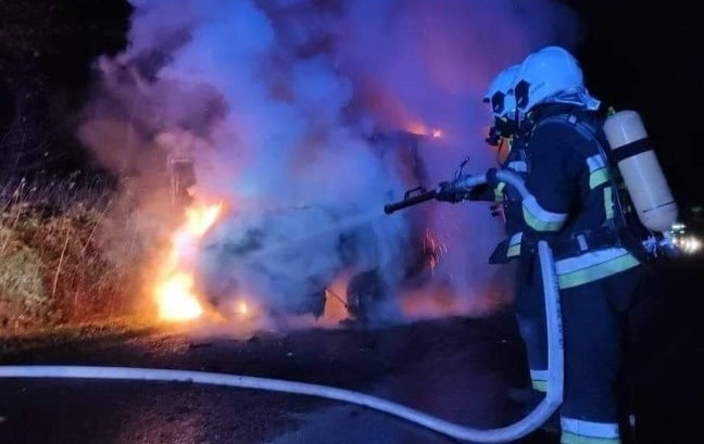 Pożar samochodu w powiecie białogardzkim