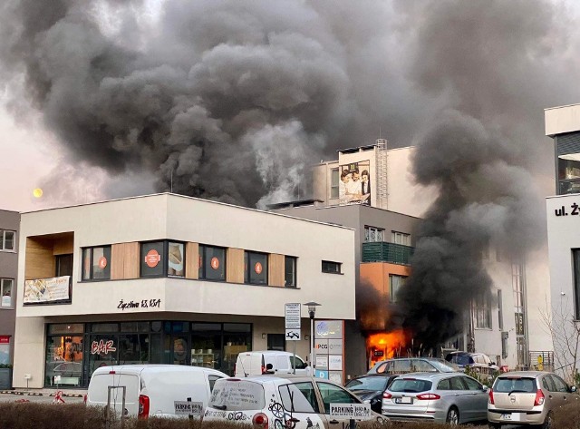 Niedzielny duży pożar restauracji na Krzykach