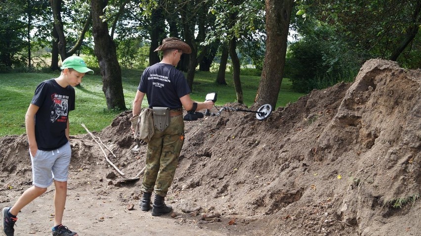 W Krzepicach wydobywają spod ziemi prawdziwe skarby. Tu stał...