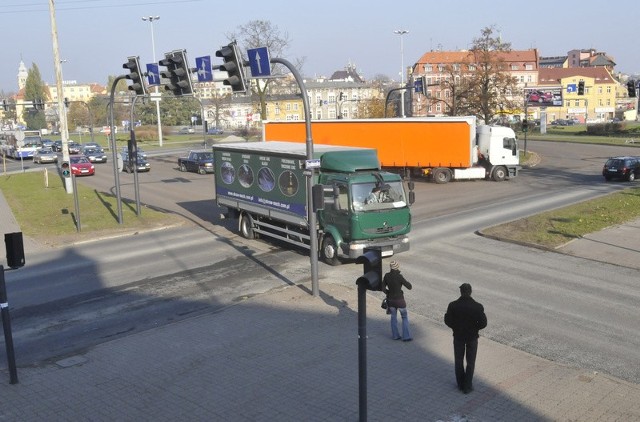 W tym roku drogowcy wyremontują jeszcze tylko Plac Poznański i potem ulicę Ugory