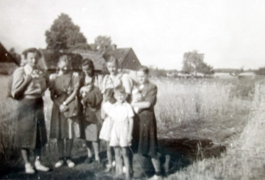 Rocznica tragicznej śmierci harcerek z Łodzi. 70 lat temu doszło do tragedii na jeziorze Gardno