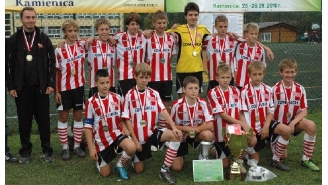 2010 rok. Trampkarze Cracovii zwyciężyli w IX Ogólnopolskim...