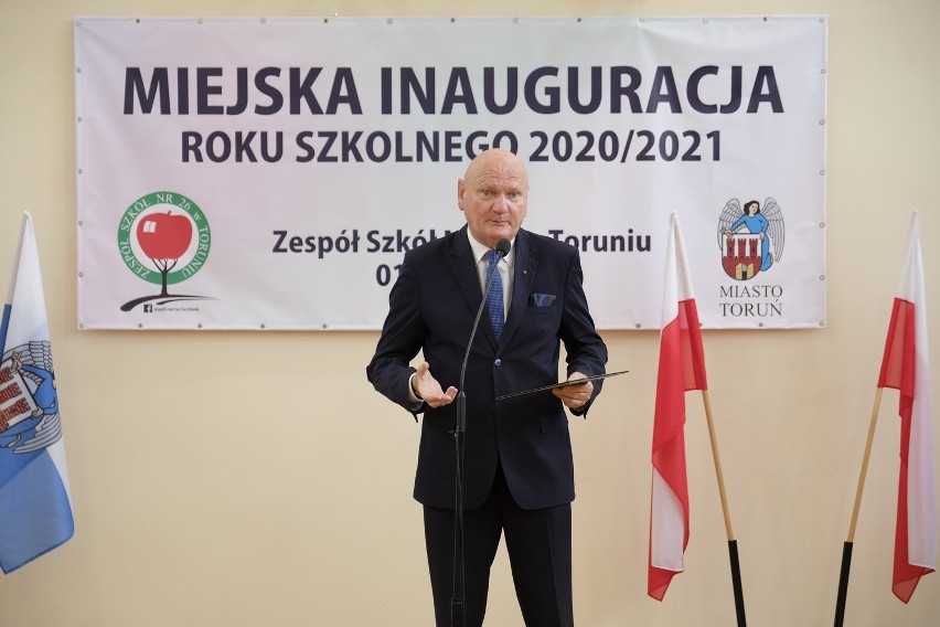 1 września w polskich szkołach tradycyjnie wybrzmiał...