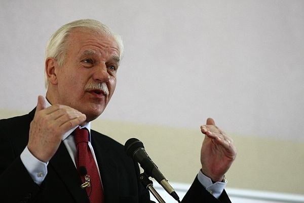 Andrzej Olechowski, kandydat na prezydenta, na wydziale prawa UwB