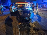 Wypadek na ulicy Saperów w Bydgoszczy. Zderzyły się dwa auta. Poszkodowana kobieta trafiła do szpitala [zdjęcia]