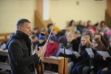 Przegląd Scholi Liturgicznych. 300 młodych śpiewaków we Wrzoskach