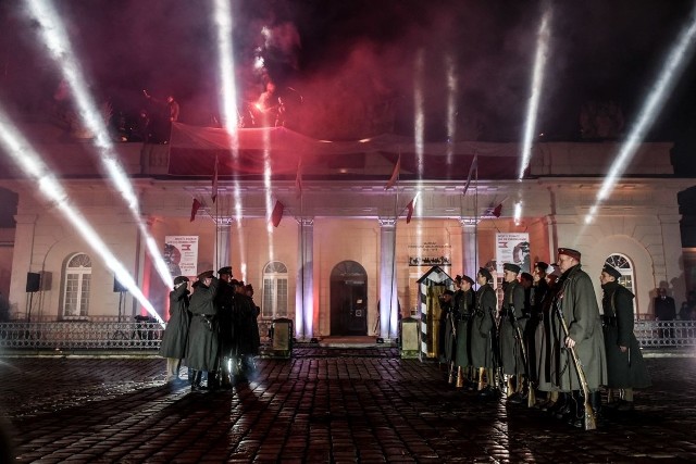 Wielkopolskie Muzeum Niepodległości na prośbę prezydenta wycofało się ze współorganizacji koncertu. Zorganizuje jedynie jak co roku inscenizację walk powstańczych przed Odwachem.