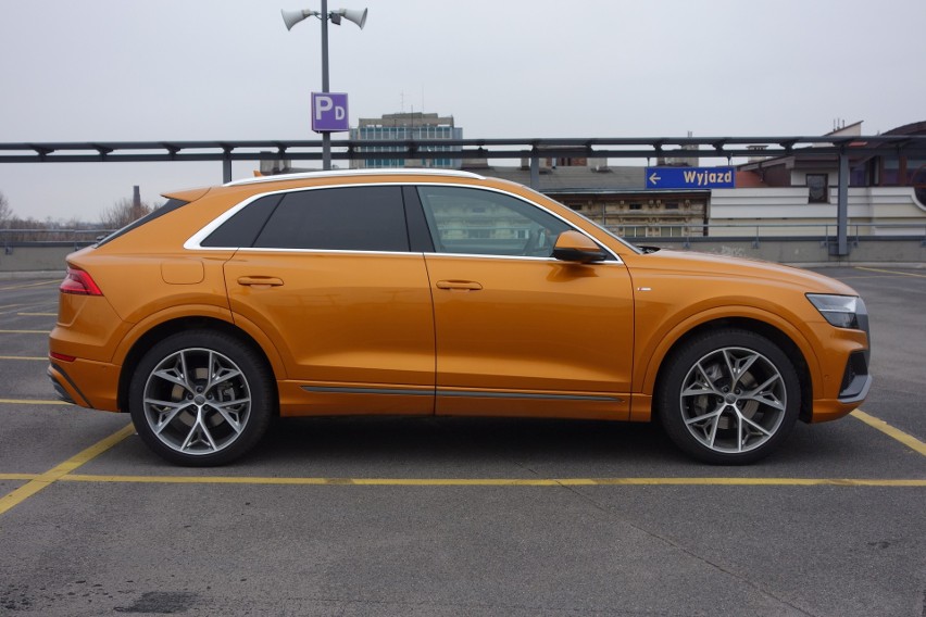 Audi Q8...