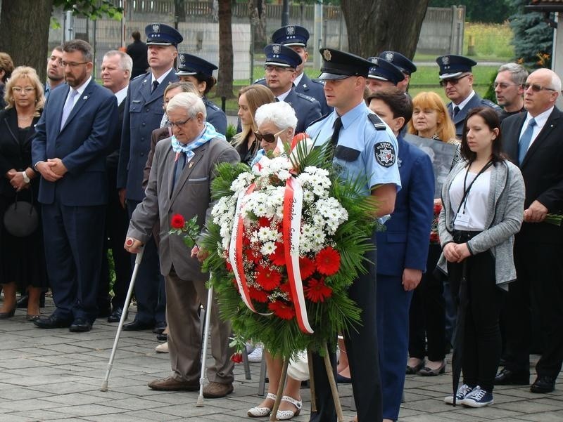 Oświęcim. 78. rocznica pierwszego transportu polskich więźniów do Auschwitz z udziałem przedstawicieli rządu [ZDJĘCIA]