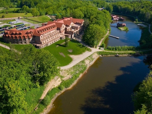 Główną nagrodą jest pobyt w Dolinie Charlotty.