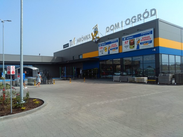 Nowy market otwarty został przy Alejach Wolności w Koronowie
