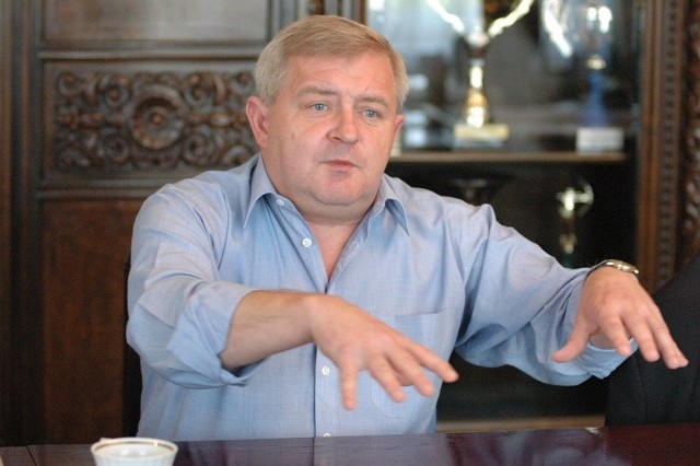 Spośród prezydentów miast Tadeusz Jędrzejczak, gospodarz Gorzowa, ma najwięcej głosów na nie