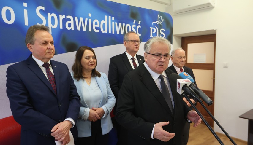 Konferencja PiS w Rzeszowie. Pomysły Rafała Trzaskowskiego uderzają w wolność Polaków 
