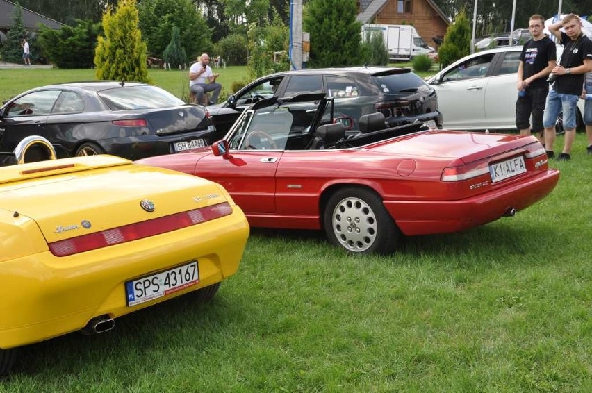 Wola Więcławska. II Zlot Alfa Romeo w Małopolsce [ZDJĘCIA]