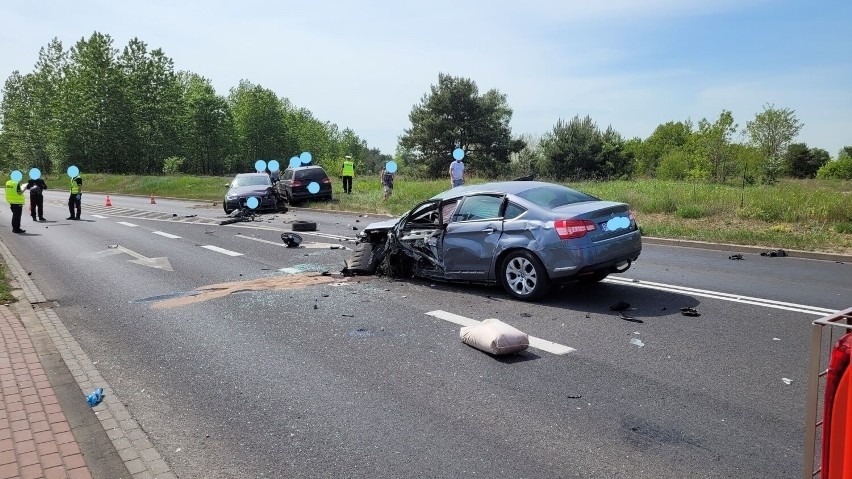 Trzy samochody osobowe zderzyły się na ulicy Koszalińskiej w...