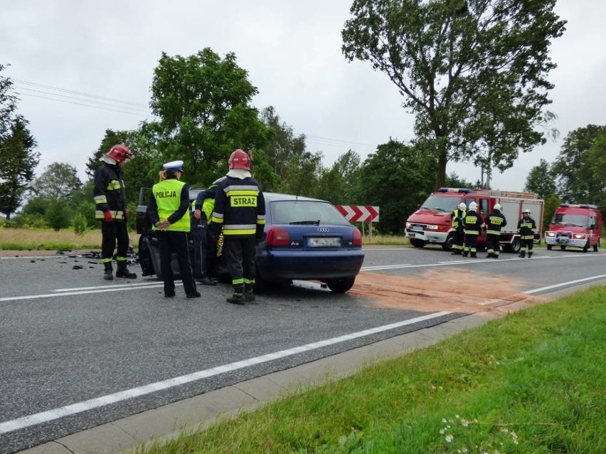 Śmiertelny wypadek na drodze krajowej nr 22 w Barkowie [ZDJĘCIA, MAPA]