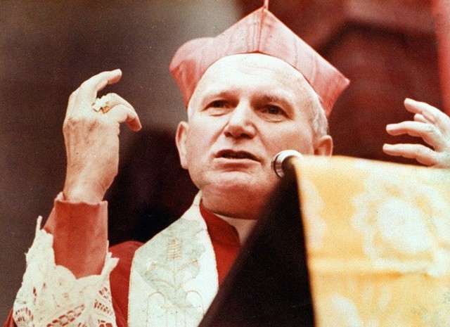 Biskup Karol Wojtyła został przez SB uznany za niebezpiecznego dla ustroju już w latach 60.