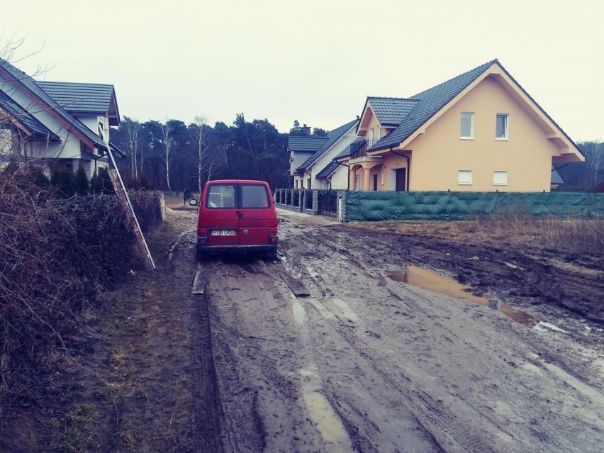 Mieszkańcy ulicy Ogrodowej i Aksamitkowej w Dopiewie nie...