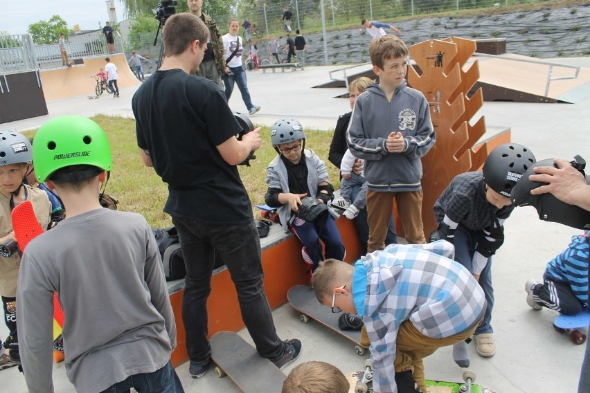 Pokaz ekstremalnej jazdy na skateparku [FOTO]