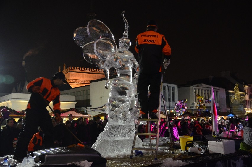 Festiwal Rzeźby Lodowej: Znamy wyniki finału. Poznaniak na...