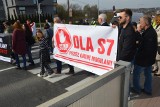 Libertów. Zakopianka była zablokowana. Protest mieszkańców gminy Mogilany przeciwko budowie nowej S7