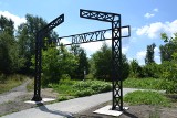 Brama do Parku Bończyk w Mysłowicach jak brama do Auschwitz? Takiego zdania jest wielu mieszkańców Mysłowic