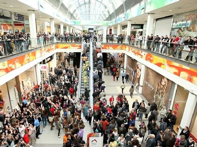 Centrum handlowe Nova Park przez pierwszy tydzień działalności odwiedziło - według danych właściciela - 125 tys. klientów (fot. materiały prasow)