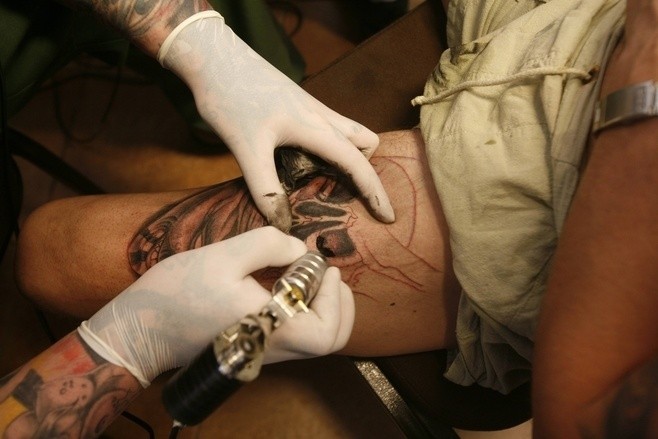 Czy tatuaże są niebezpieczne? "Tatuaże są tak samo niebezpieczne jak wizyta u dentysty"