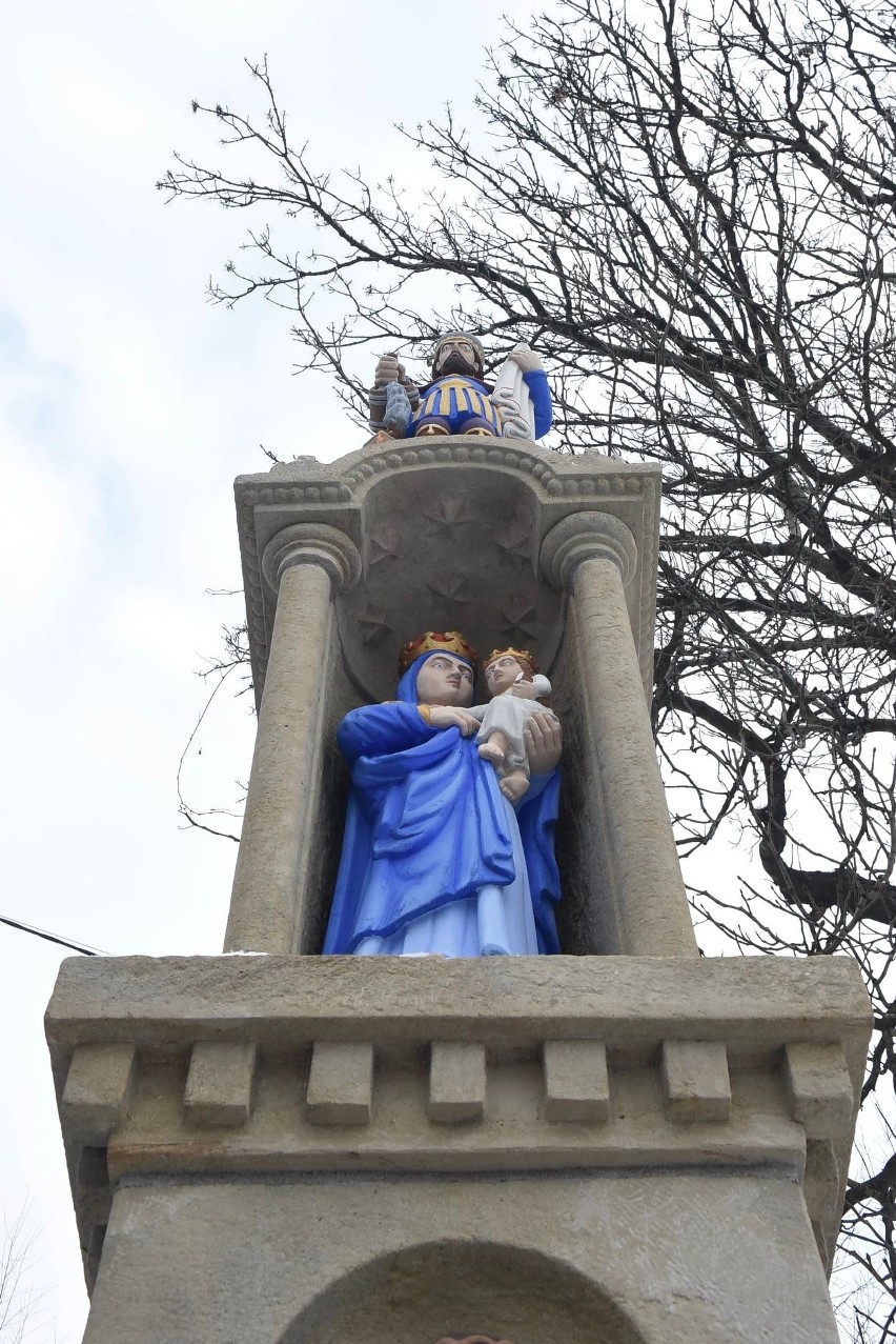 Kapliczka św. Floriana w Grajowie odzyskała dawny blask....