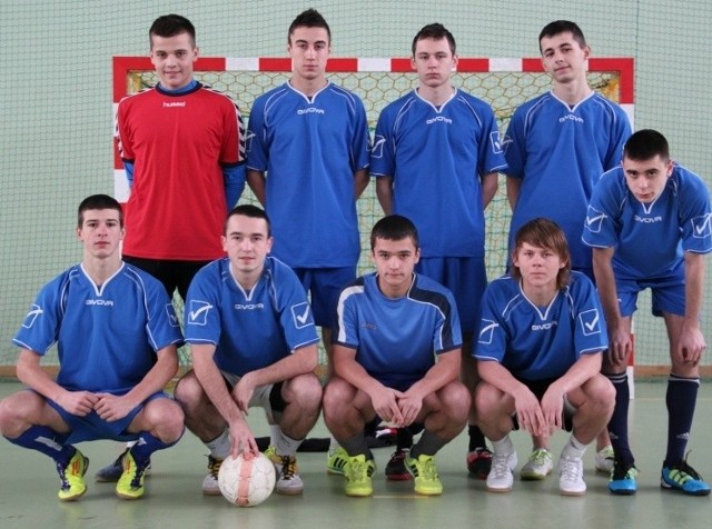 Drużyna GIB Gibon jest wiceliderem II ligi w rozgrywkach Nowińskiej Ligi Futsalu.