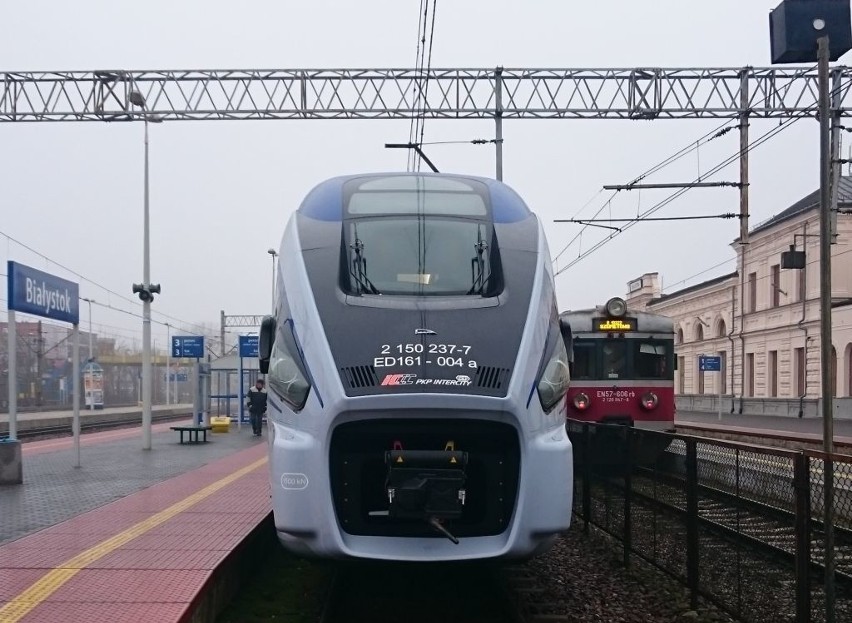 Pociąg Pesa DART przyjechał na dworzec PKP Białystok