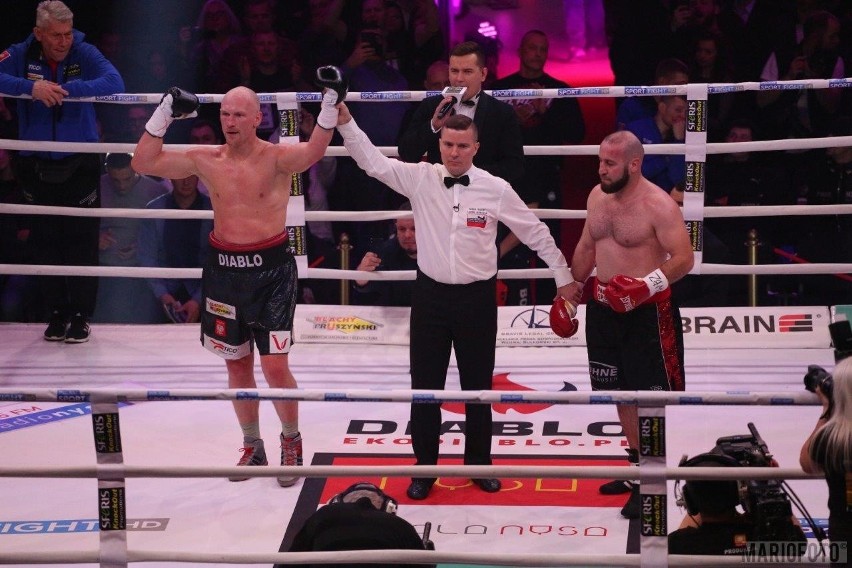 Gala boksu w Nysie: Krzysztof Głowacki i Krzysztof Włodarczyk wygrali i zachwycili widownię (dużo zdjęć)
