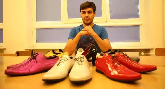Student z Radomia stworzył buty dla odważnych panów | Echo Dnia Radomskie