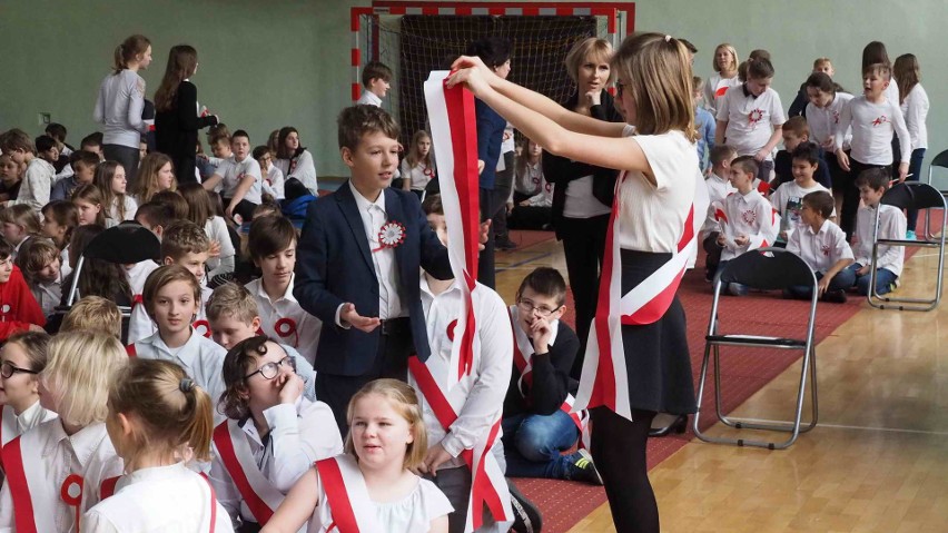 Z okazji zbliżającego się Święta Niepodległości, w piątek w...