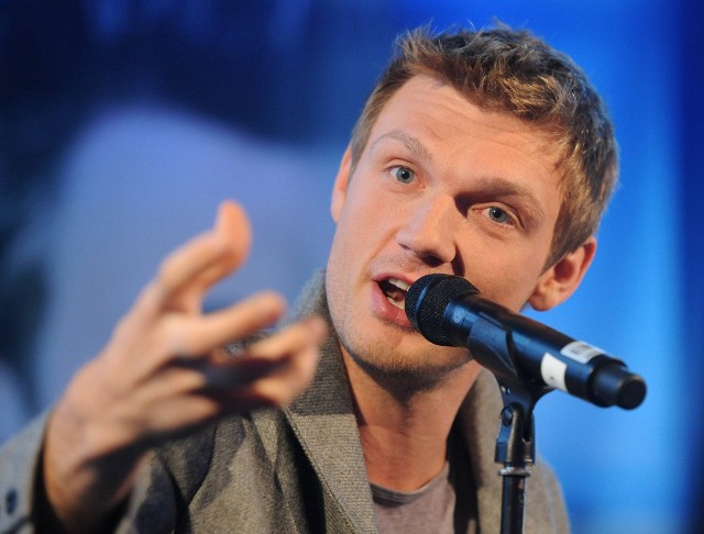 Nick Carter, gwiazdor Backstreet Boys oskarżony o gwałt na nieletniej fance. Do zdarzenia miało dojść w 2001 roku.