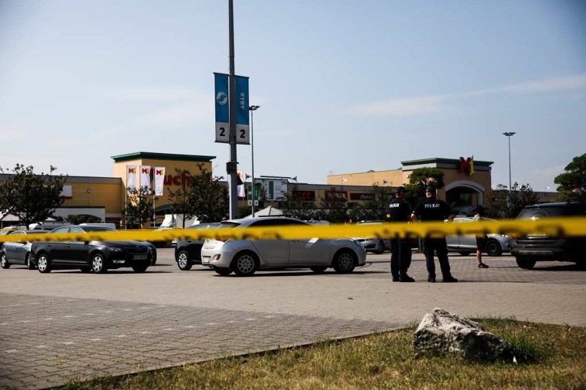 Kraków. Policja zapobiegła ustawce pseudokibiców z obywatelami Rosji. Zatrzymanych zostało ponad 20 osób [ZDJĘCIA]