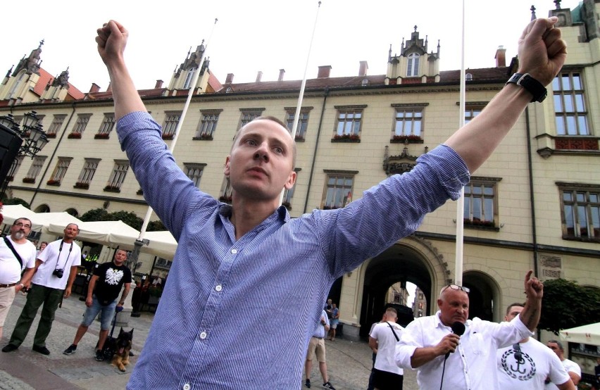 Jacek Międlar promuje książkę "Moja walka o prawdę. Wyznania...