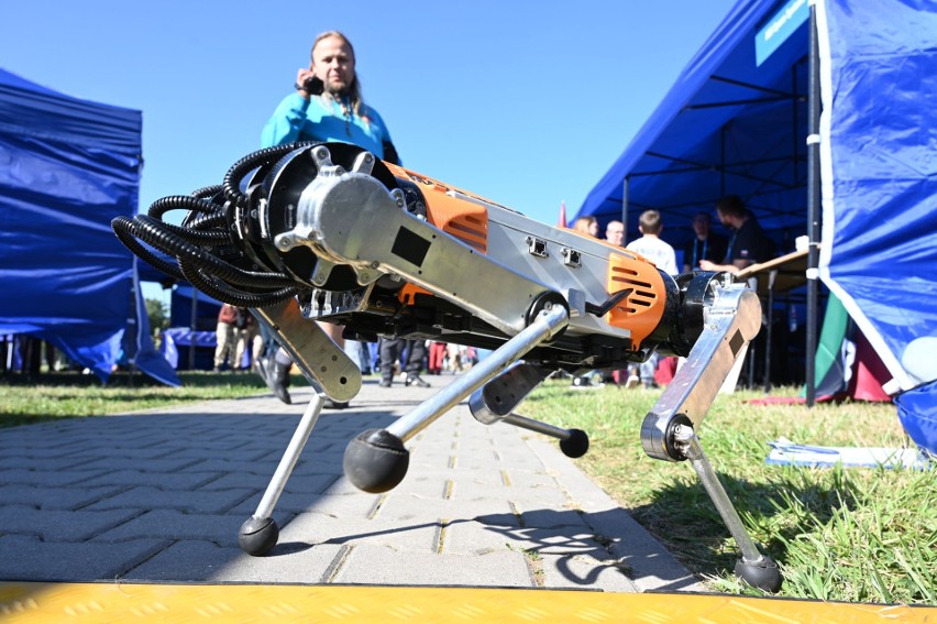 Łaziki opanowały Politechnikę Świętokrzyską! Maszyny robią niesamowite show podczas European Rover Challenge. Zobaczcie zdjęcia i film