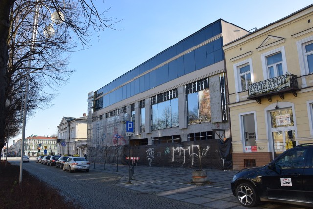 Budowa galerii w III alei NMP w Częstochowie.Zobacz kolejne zdjęcia. Przesuwaj zdjęcia w prawo - naciśnij strzałkę lub przycisk NASTĘPNE