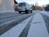 Powiat krakowski. Wichura i śnieżyca paraliżowały drogi. Błyskało się i grzmiało, widoczność spadała do zera