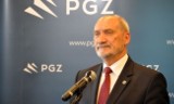 Minister Antoni Macierewicz w Fabryce Broni: Air Show będzie w 2017 roku w Radomiu 