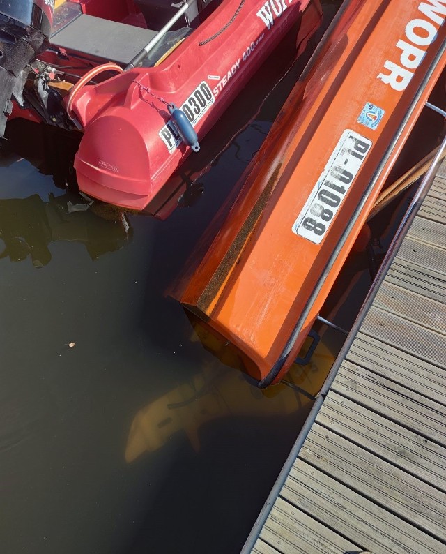 Ratownicy z Okręgowego WOPR w Łomży zbierają środki na nową łódź ratowniczą.