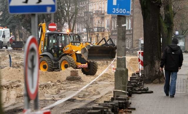 Teraz mamy na Poznańskiej krajobraz księżycowy - mówią mieszkający przy ulicy Poznańskiej