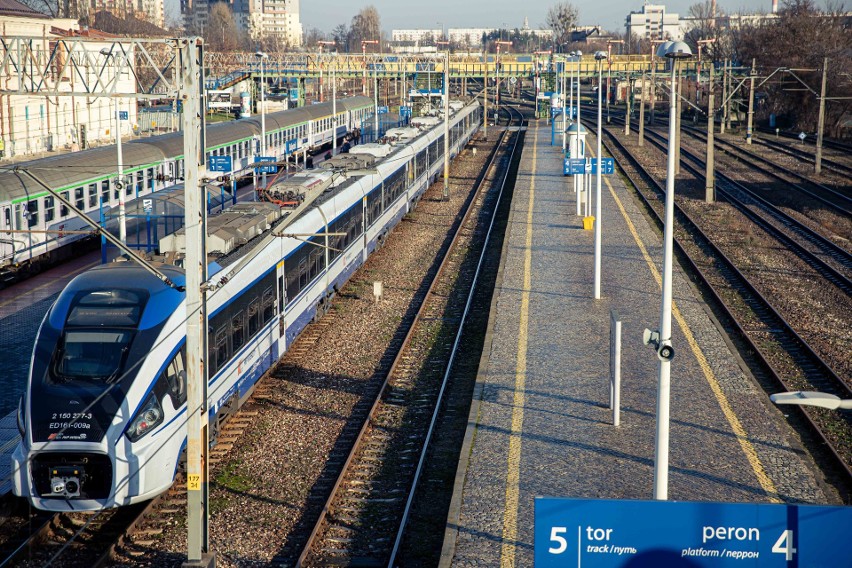 PKP Intercity. W nowych wagonach pojedziesz z Białegostoku i Suwałk!  PKP Intercity z 90 unowocześnionymi wagonami 