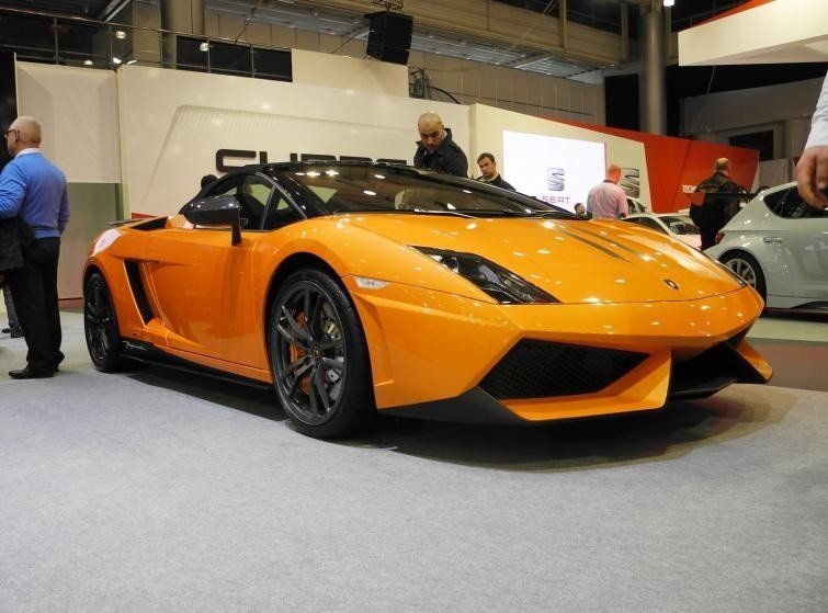 Poznań Motor Show 2014 - premiery na różną kieszeń